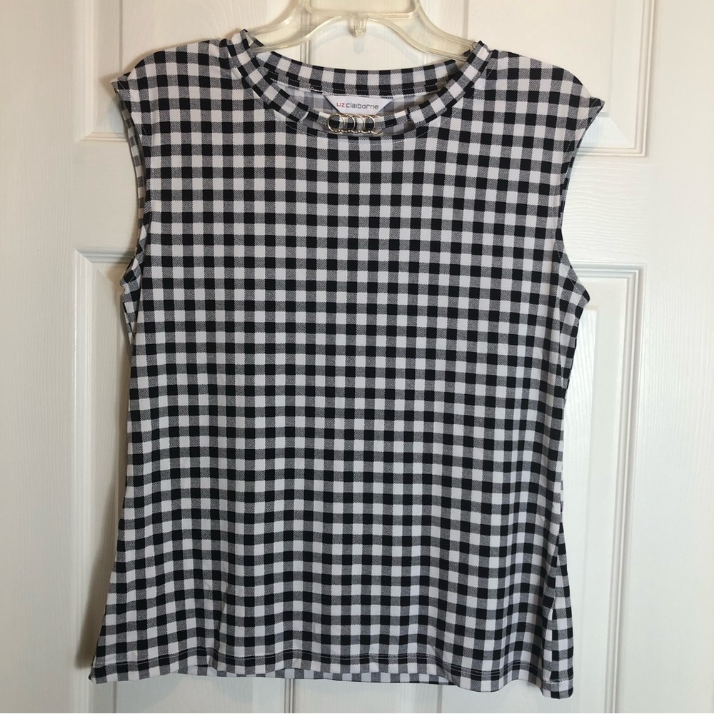 Liz Claiborne Black and White Checkered Sleeveless Top With Neck Detail. Size MP